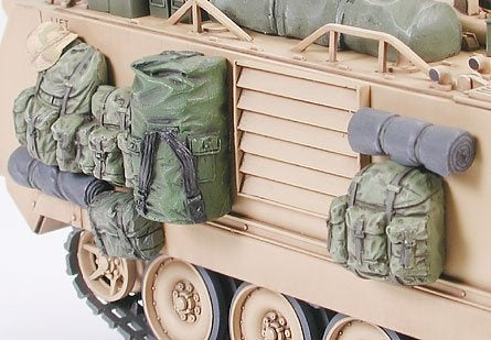 Tamiya US M113A2 Desert Version 1:35 Scale Kit