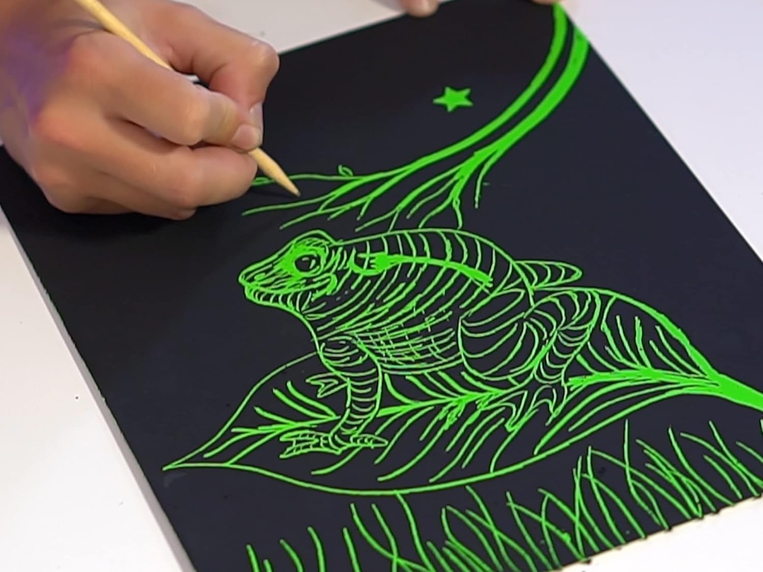 Marvins Magic Super Bright Scratch Art