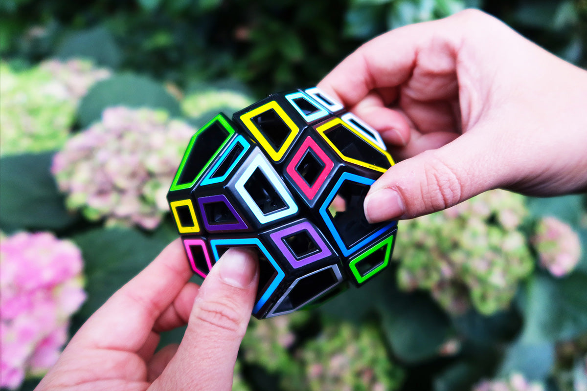 Brainteasers Hollow Skewb Ultimate