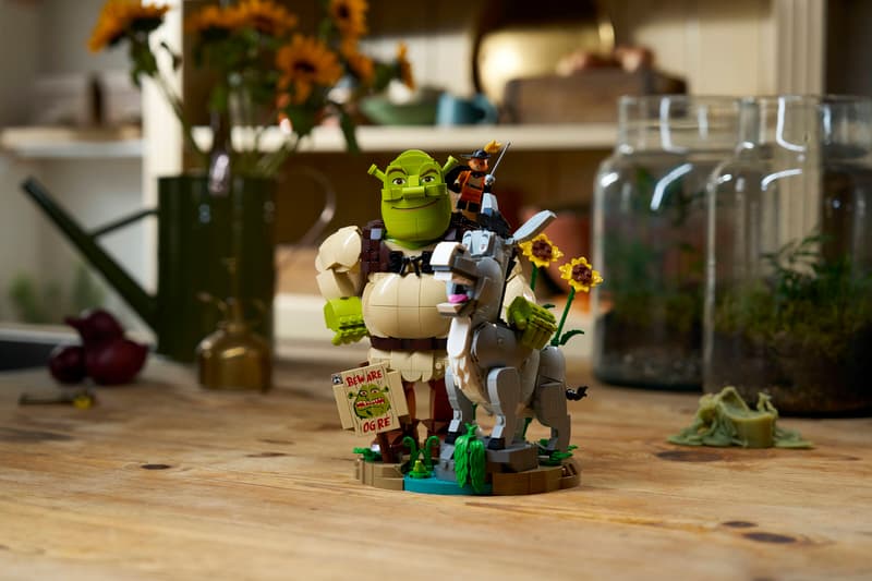 Lego 72423 Shrek Donkey & Puss in Boots Set