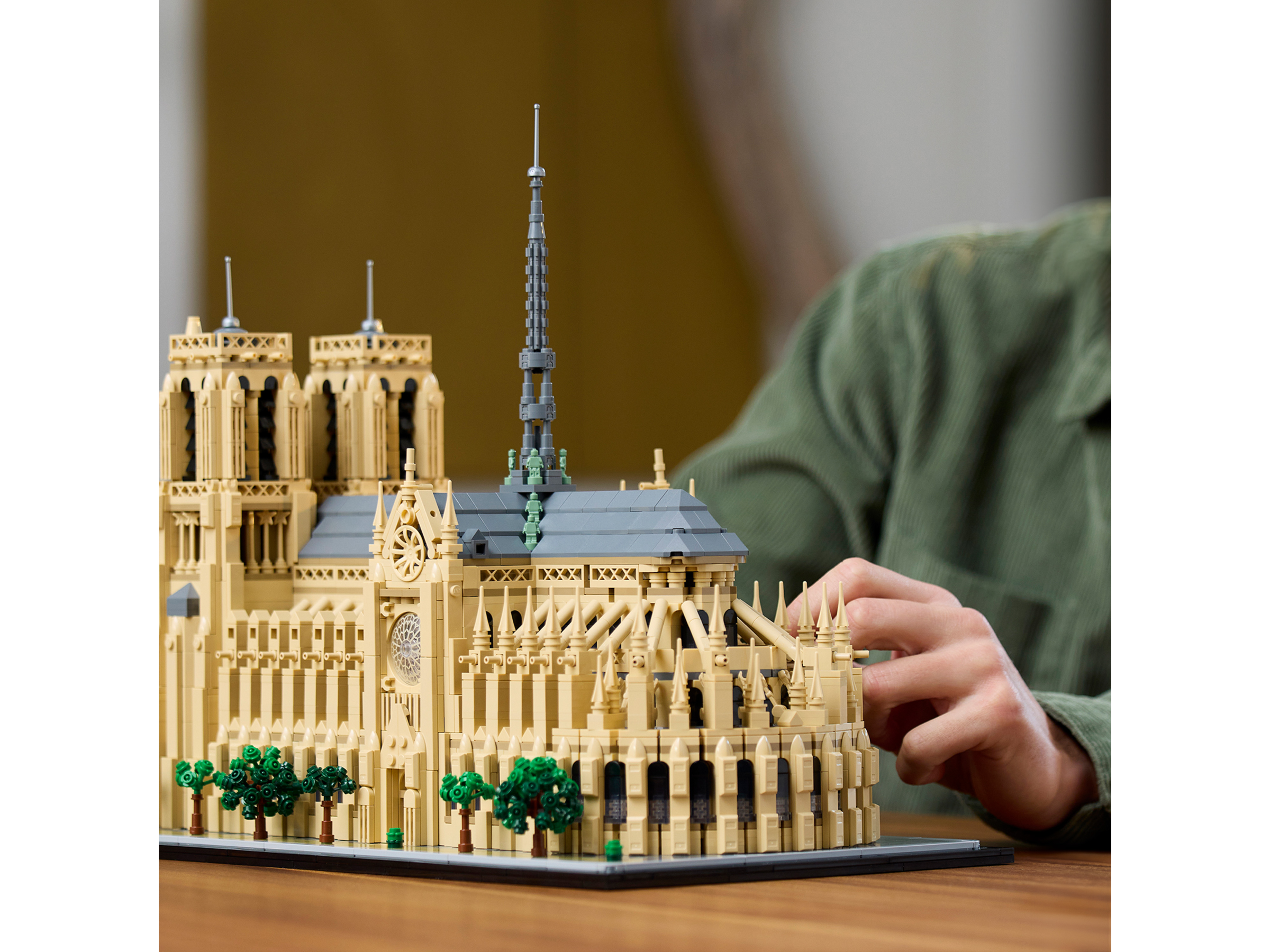 Lego 21061 Notre-Dame de Paris