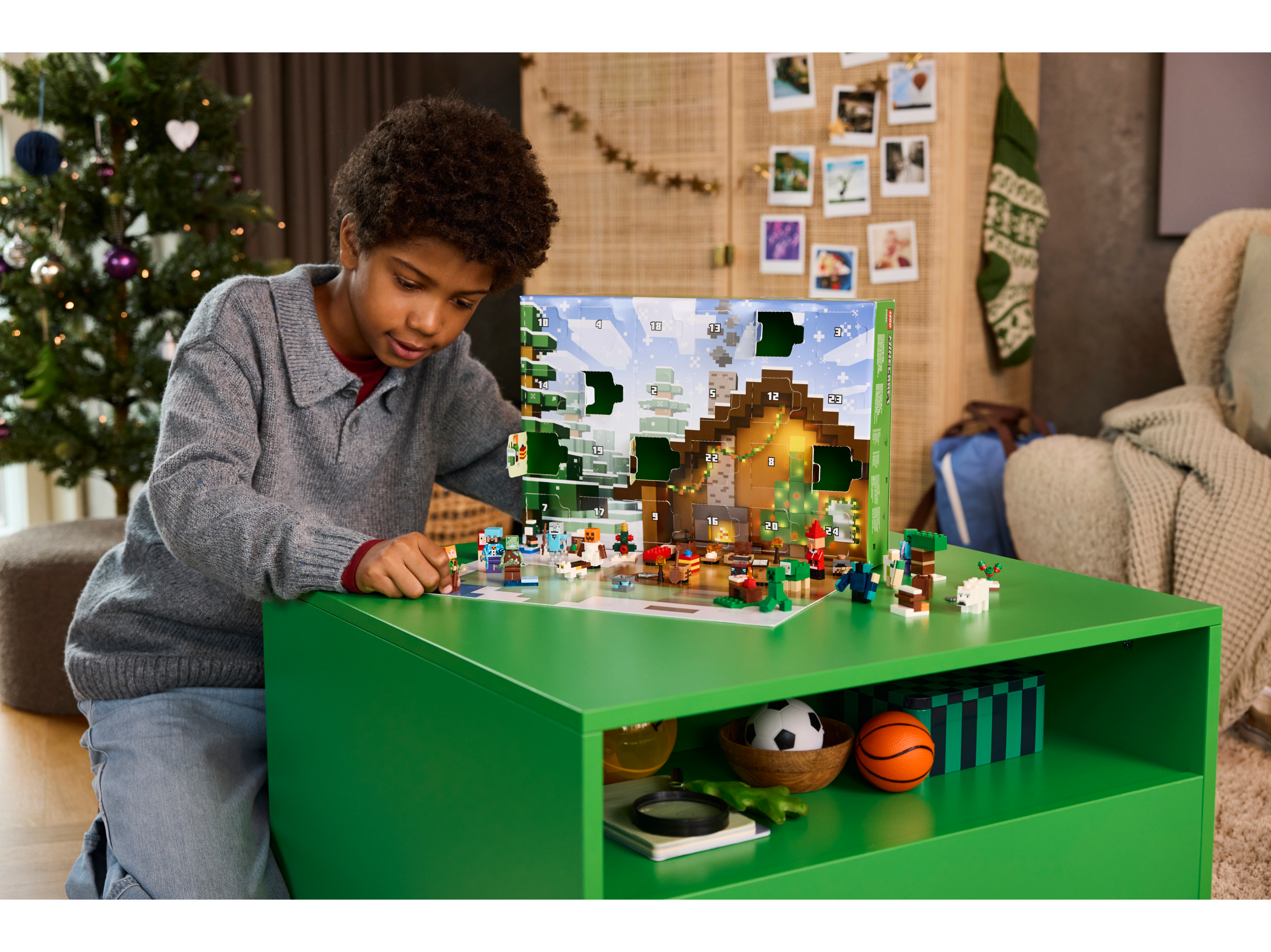 Lego21280 Lego Minecraft Advent Calendar 2025