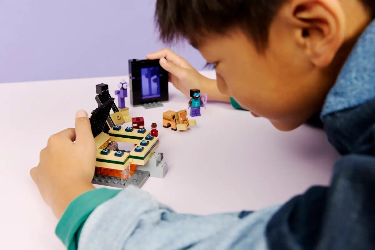 Lego 21584 Nether & End Portal Journey