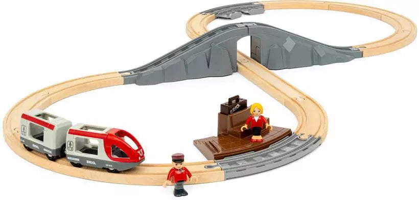 Brio Starter Travel Train Set