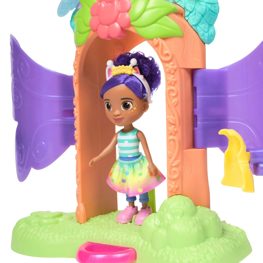 Gabby's Dollhouse Fairylandia Fairy Magic Reveal Playset