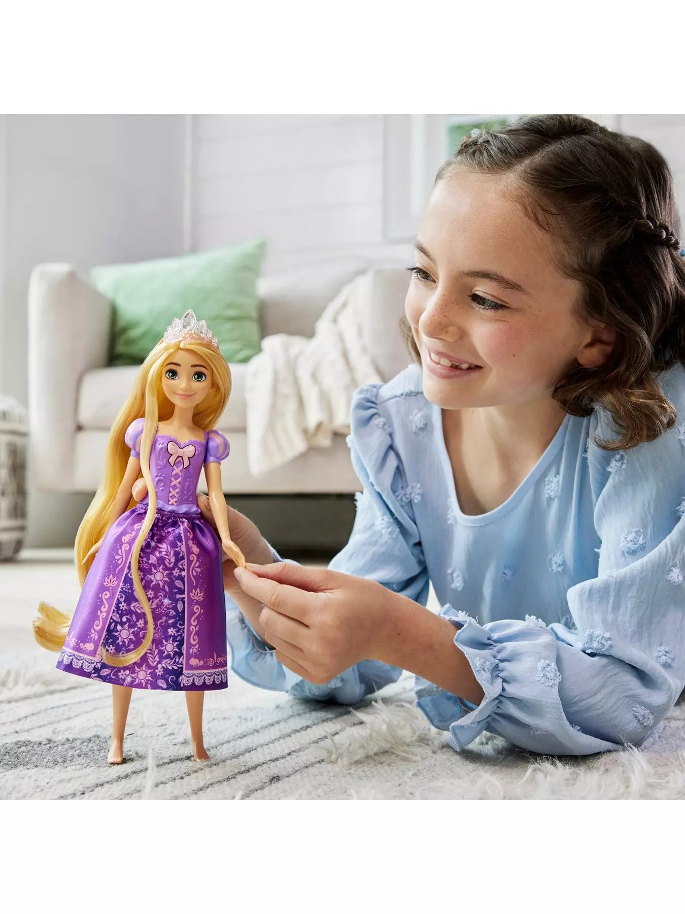 Disney Pincess Singing Rapunzel 30cm Doll