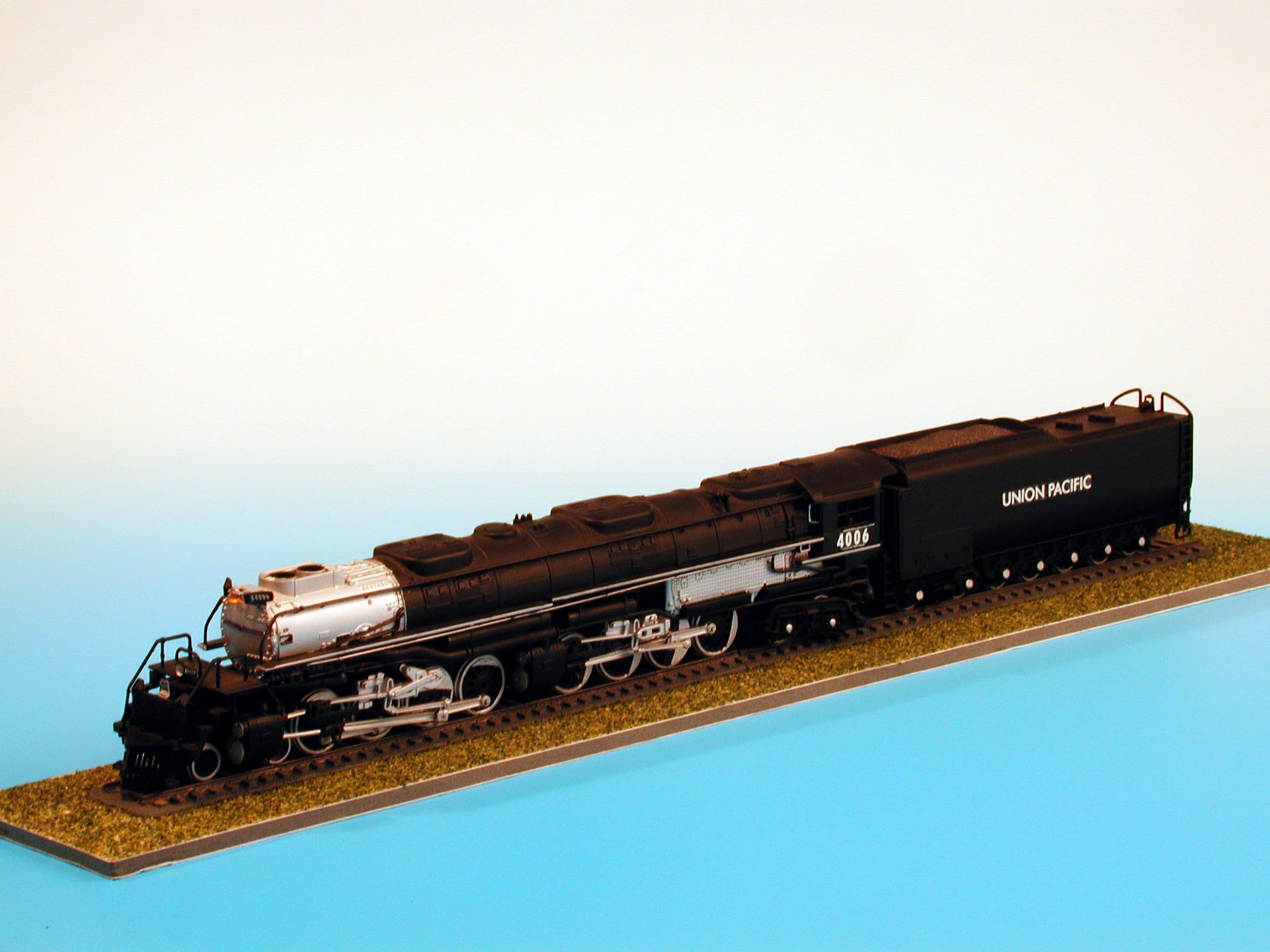 Big Boy Locomotive 1:87 Scale Kit