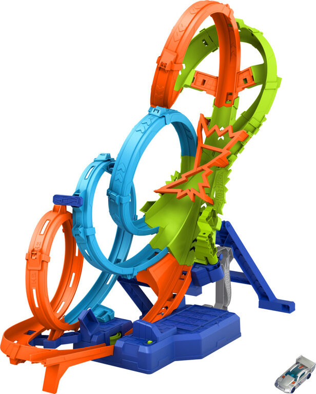 Hot Wheels Action 4-Loop Crash Out Track Set With Motorized Booster