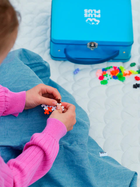 Plus-Plus Metal Suitcase - 600 pcs