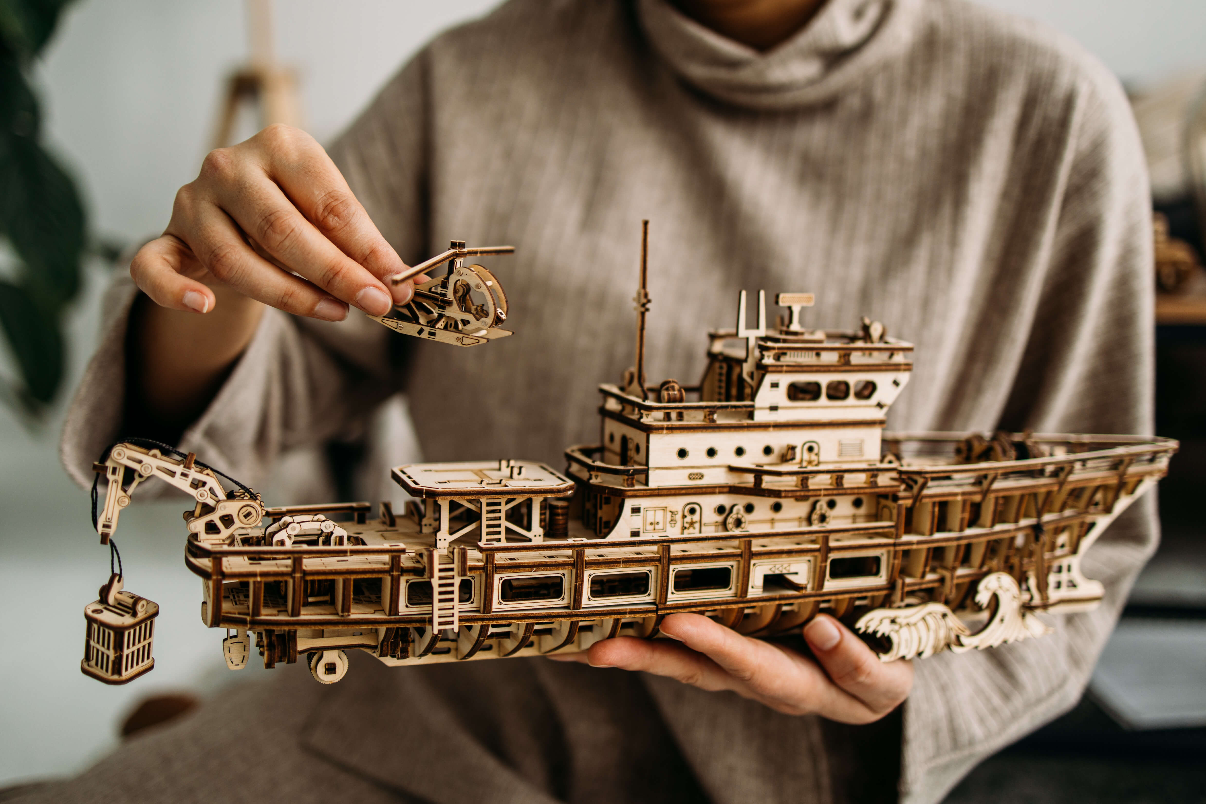 Wood Trick Ocean Explorer Yacht 565 Piece Set