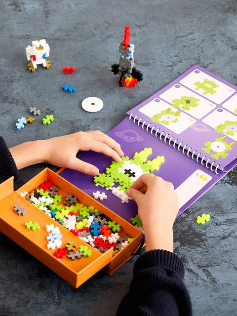 Plus-Plus Activity Pad - Space 125 pcs