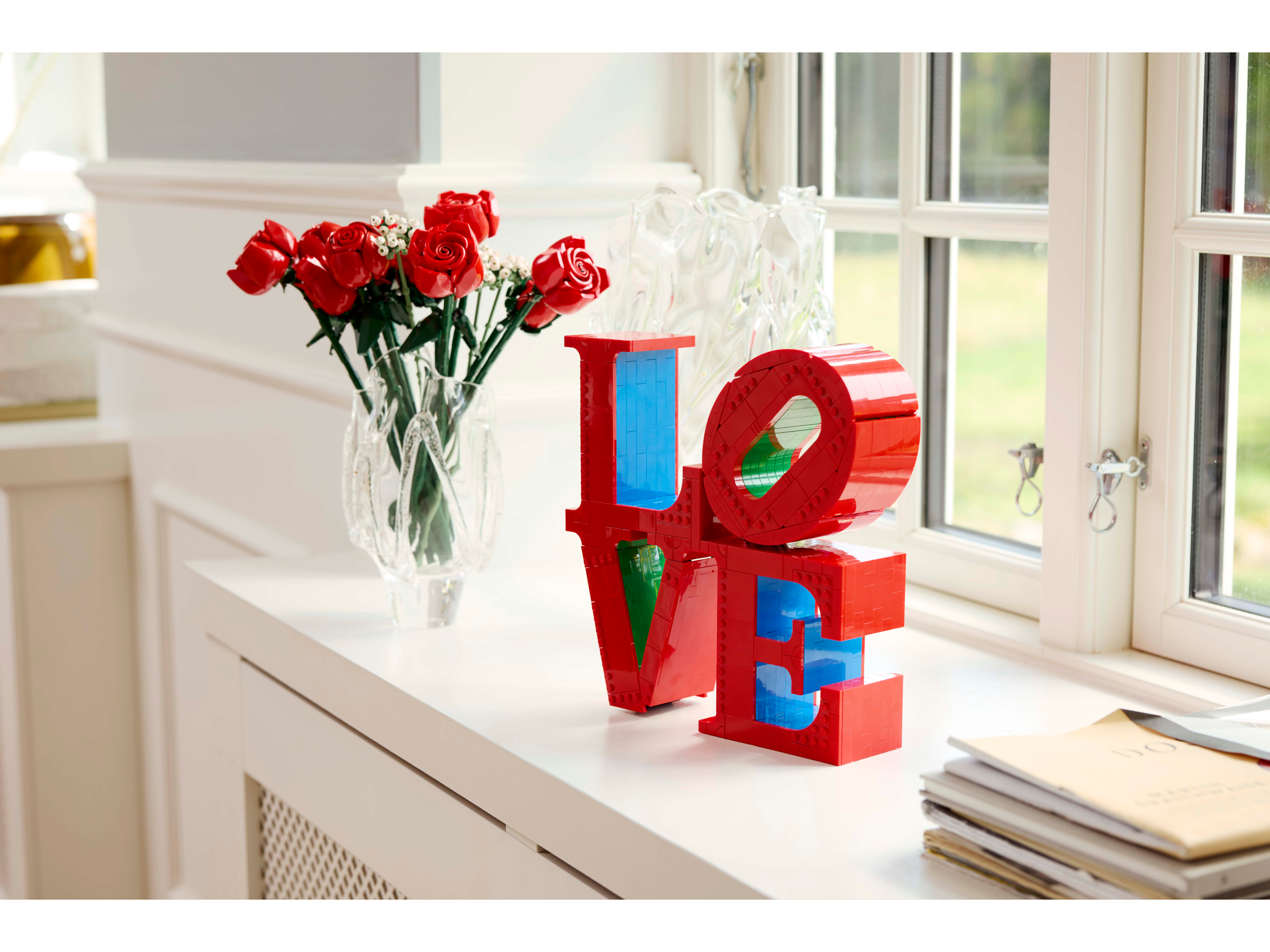 LEGO Art 31214 LOVE Sculpture