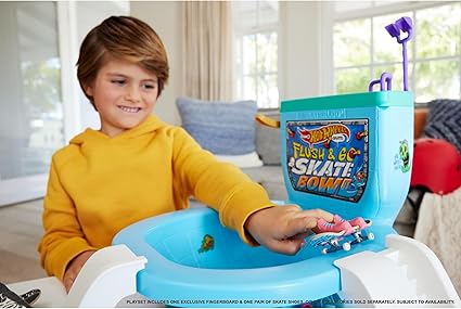 Hot Wheels Skate Flush & Go Skate Bowl Playset