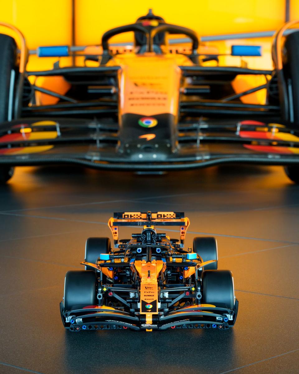 Lego 42228 Technic McLaren MCL39 Formula 1 Car