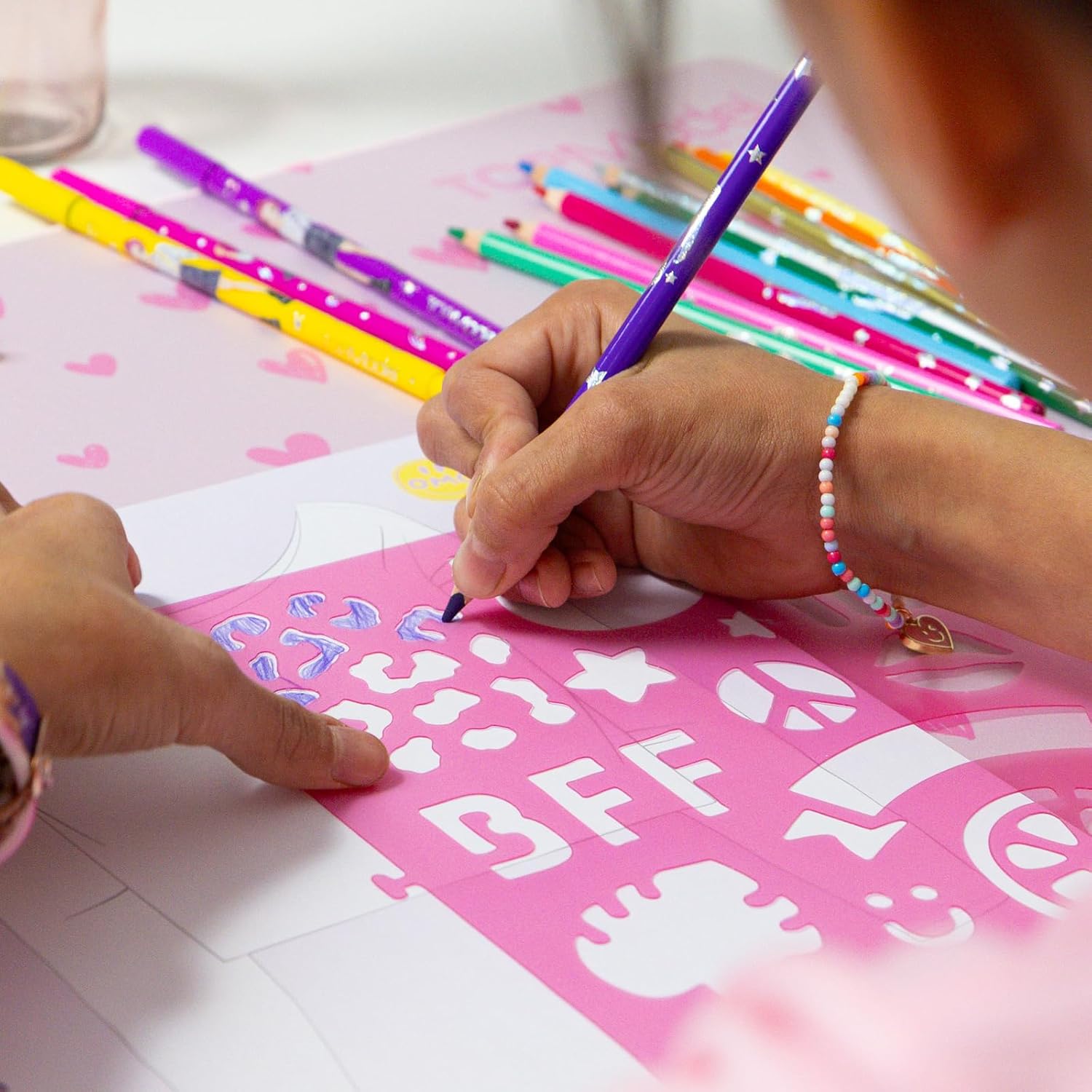 TOPModel T-Shirt Designer Colouring Book