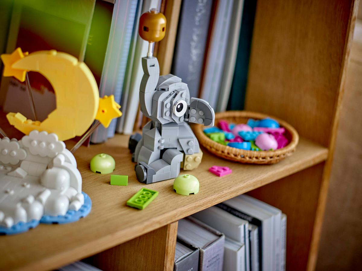 Lego 40814 Baby Elephant in the Sky