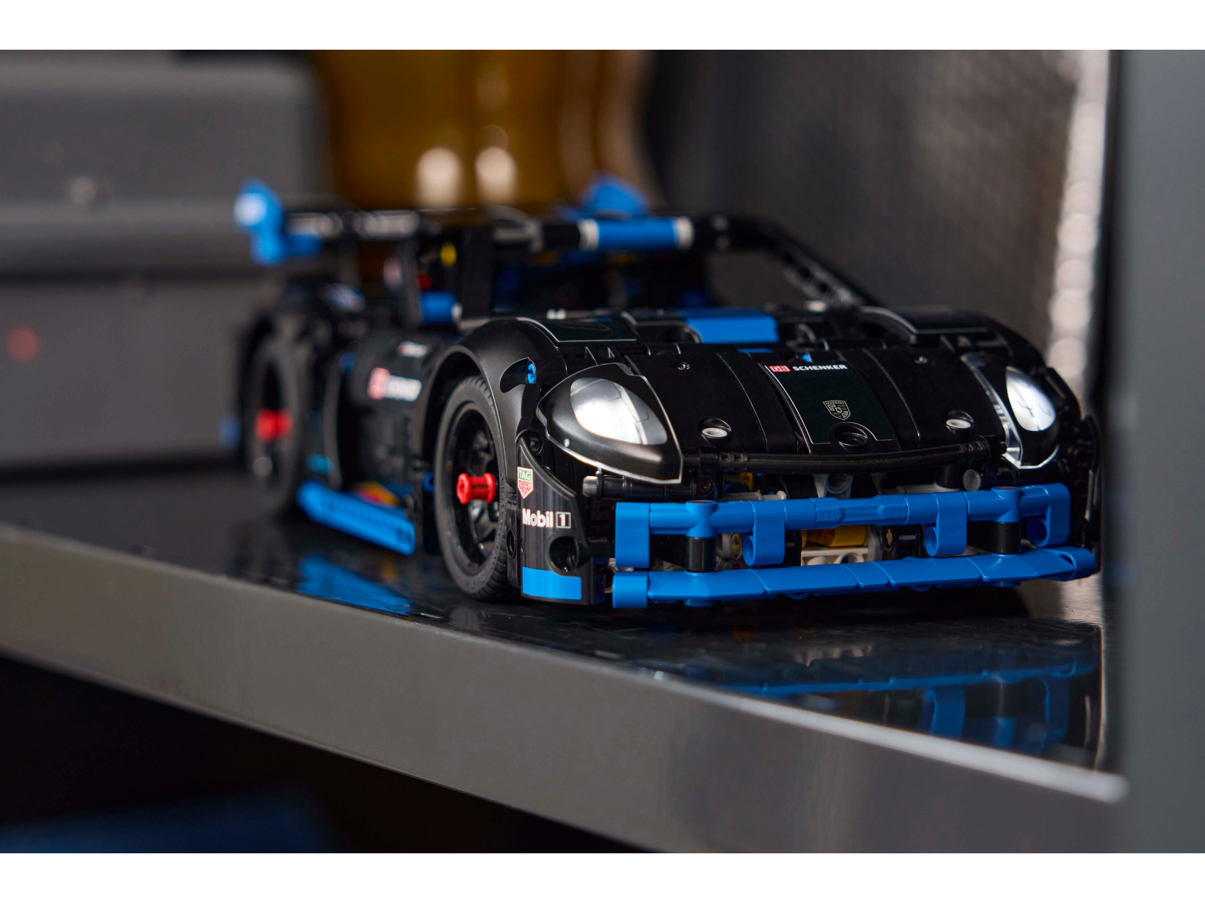 Lego 42176 Porsche GT4 e-Performance