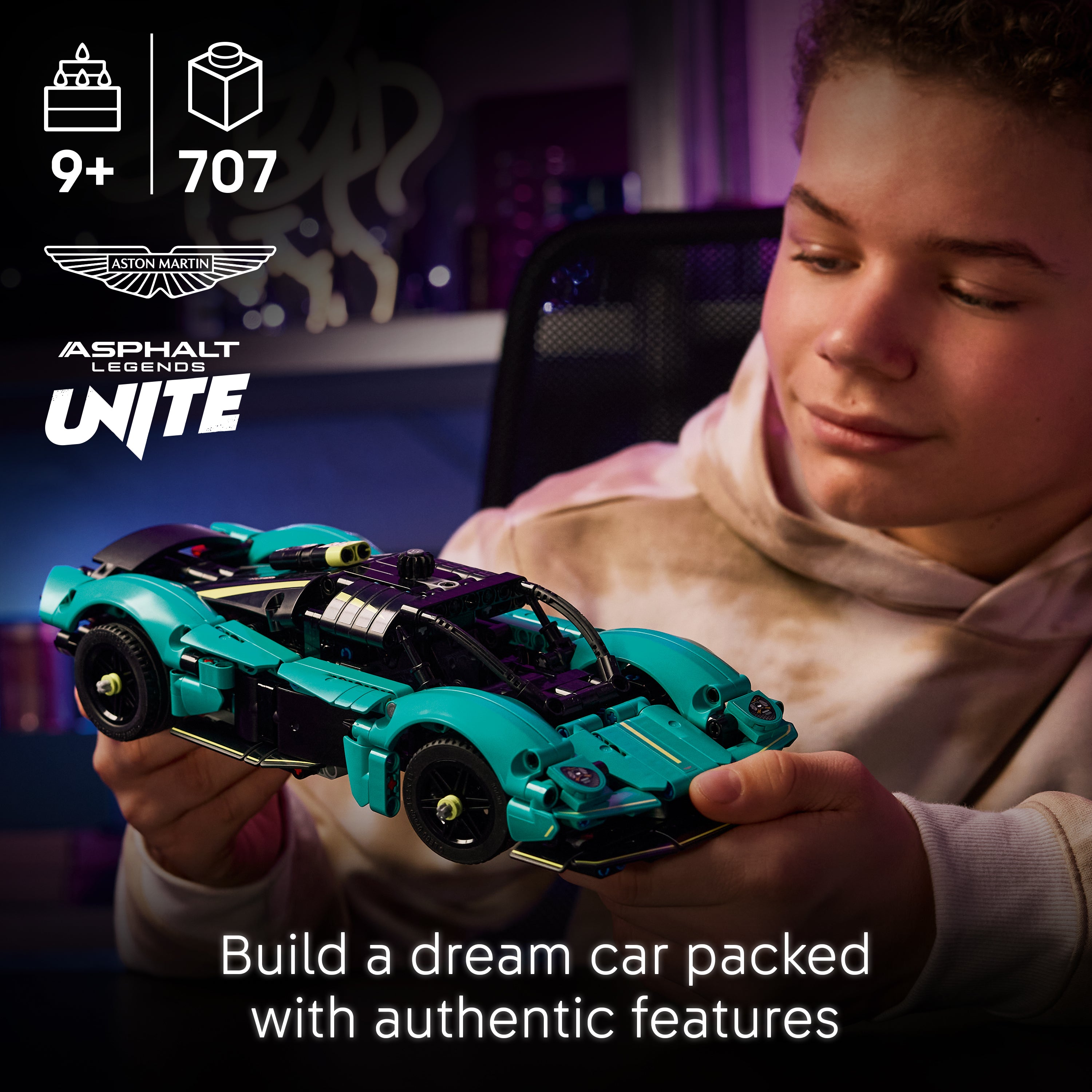 Lego 42208 Aston Martin Valkyrie