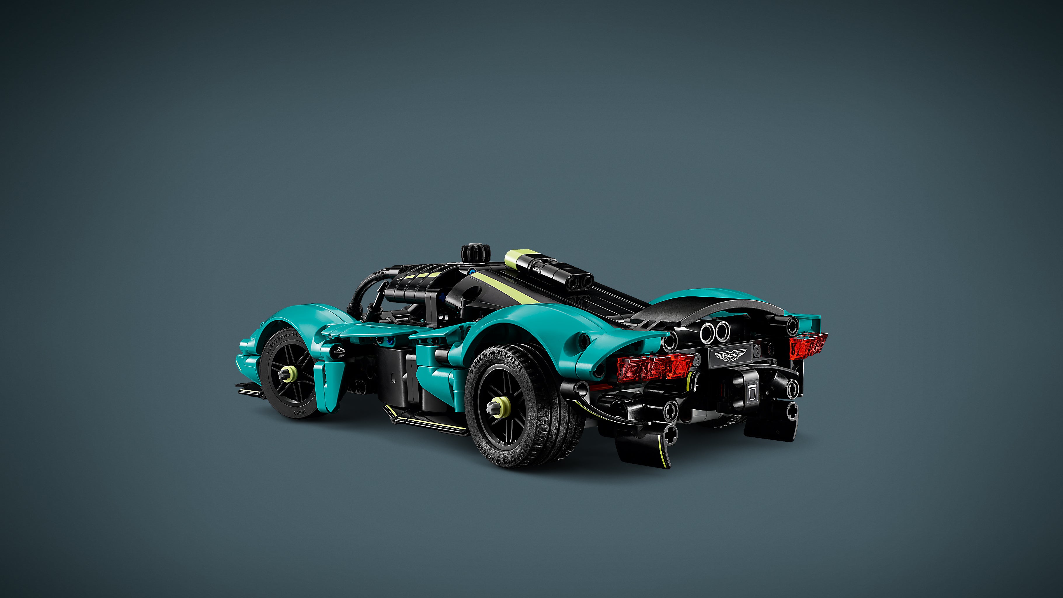 Lego 42208 Aston Martin Valkyrie