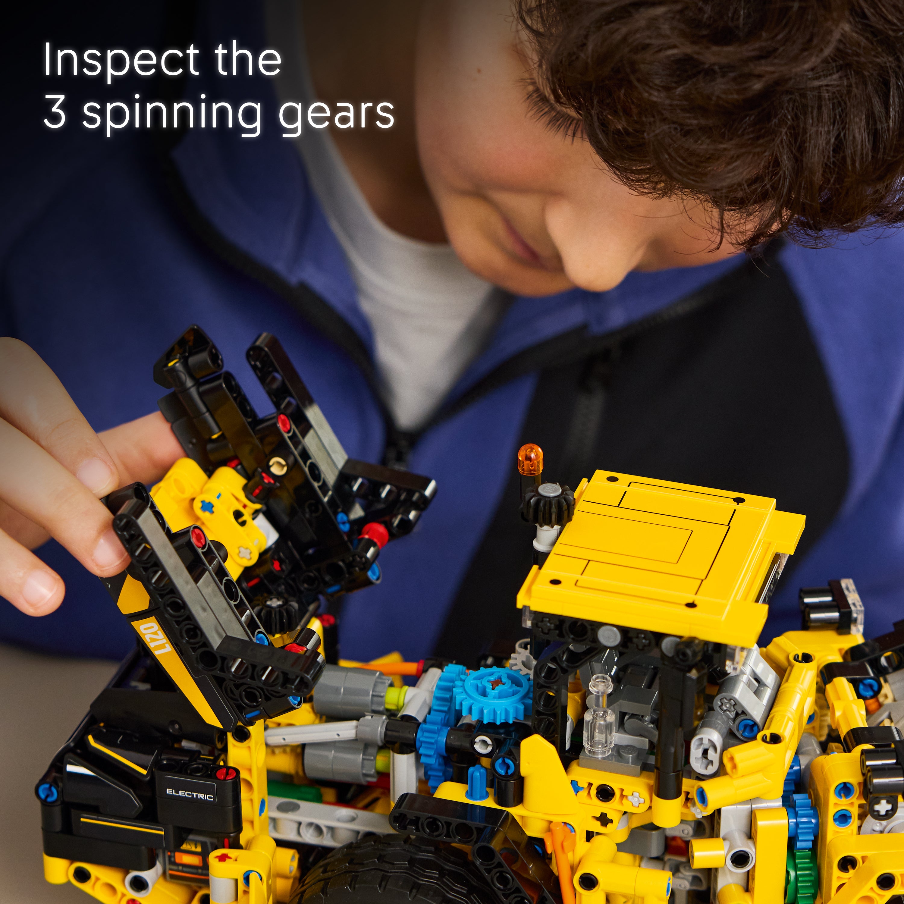 Lego 42209 Volvo L120 Electric Wheel Loader