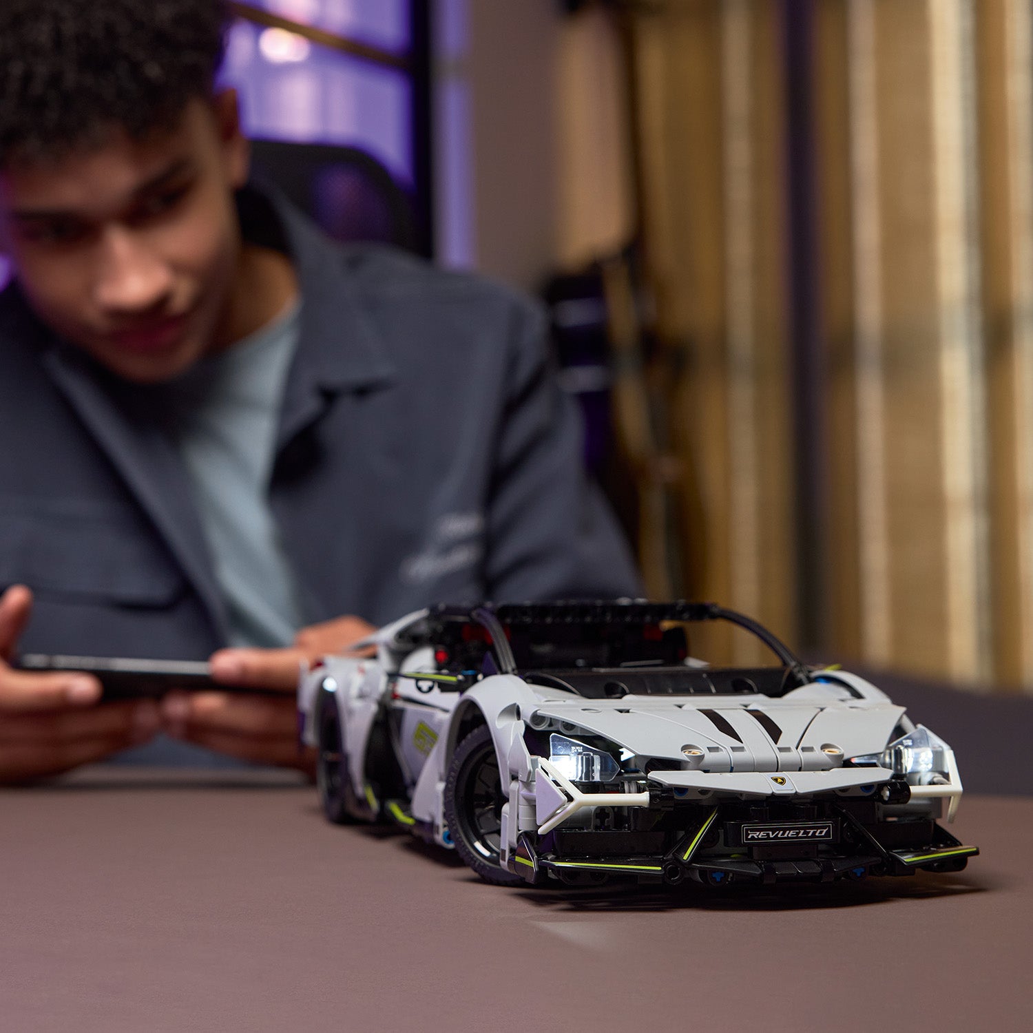 Lego 42214 Lamborghini Revuelto Supercar