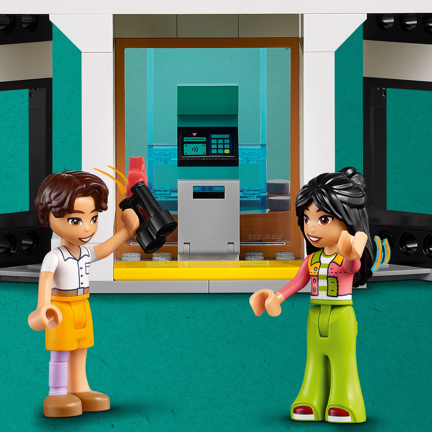 Lego 42604 Heartlake City Shopping Mall
