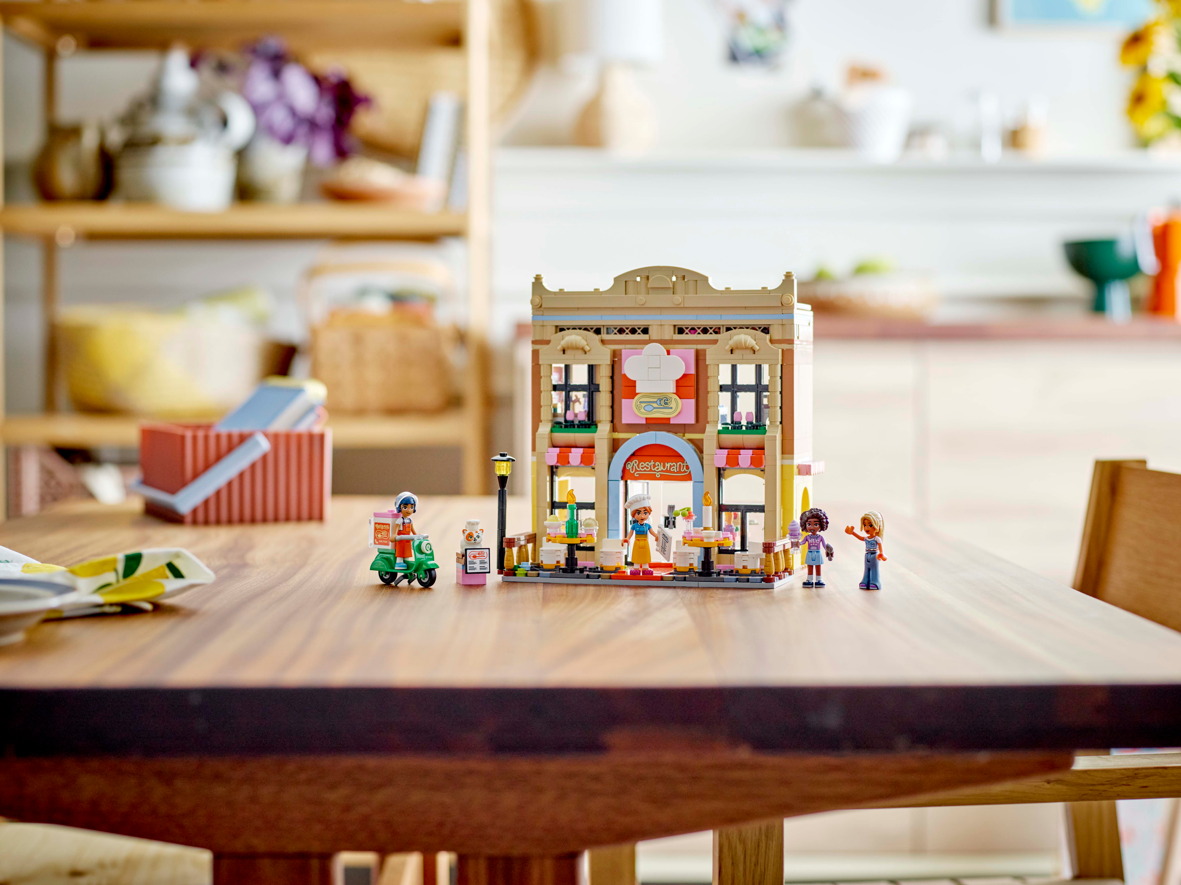 LEGO Friends 42655 Restaurant and Cooking School