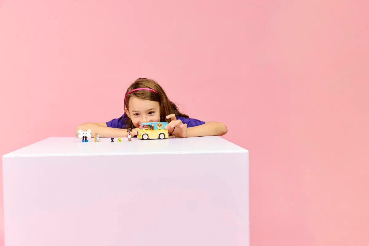 Lego 42678 Pet Accessories Van