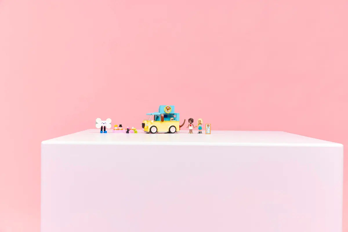 Lego 42678 Pet Accessories Van