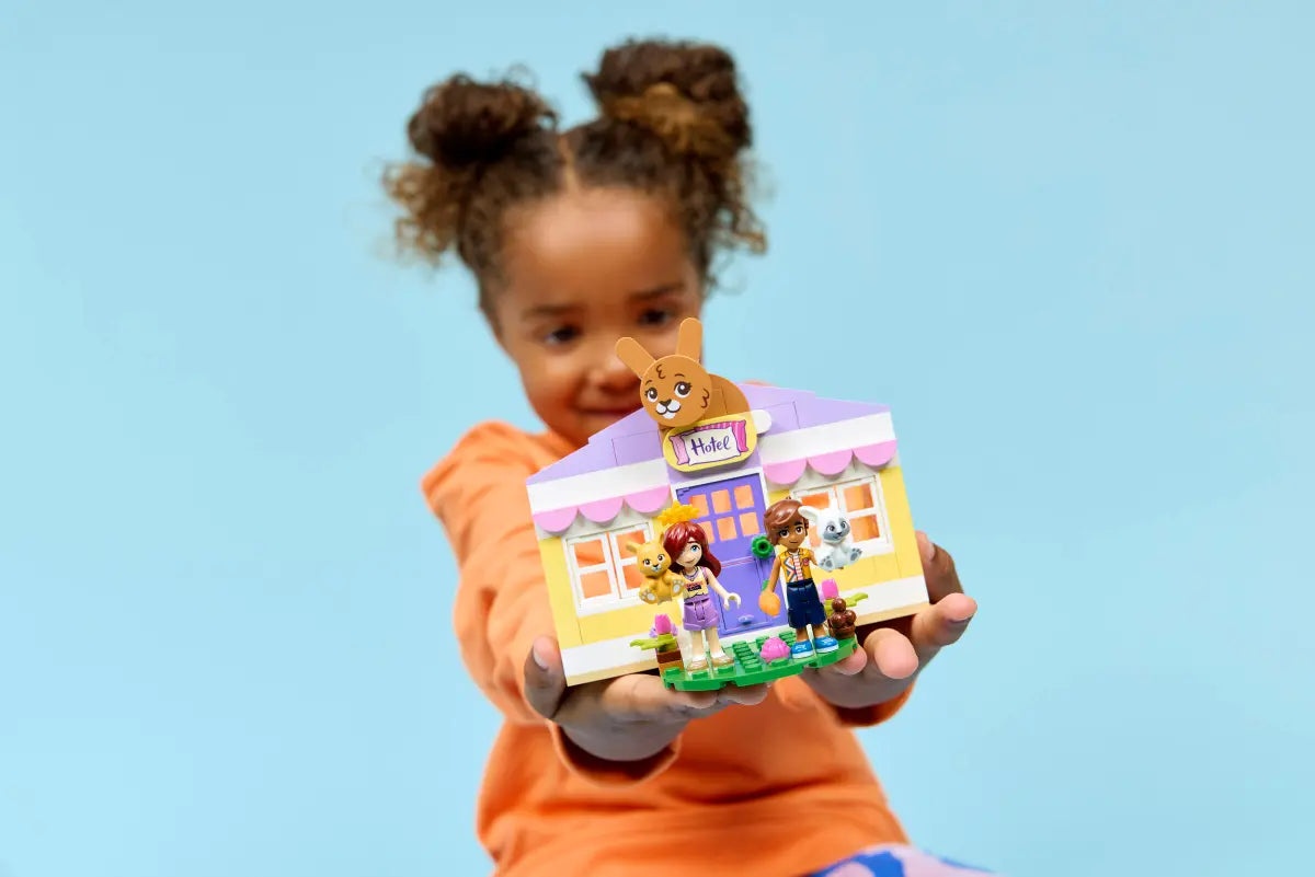 Lego 42679 Heartlake City Bunny Hotel