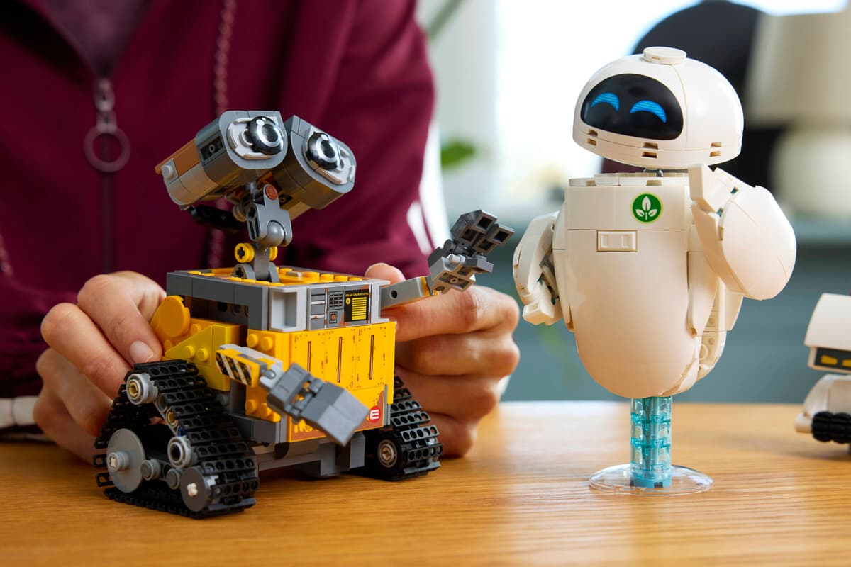 Lego43279 Lego WALL-E and EVE