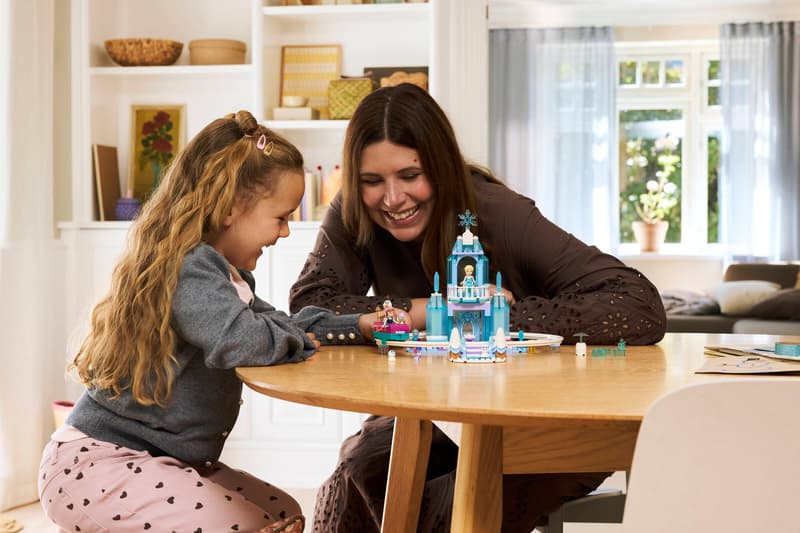 Lego 43281 Elsas Ice Castle & Snow Ride Adventure