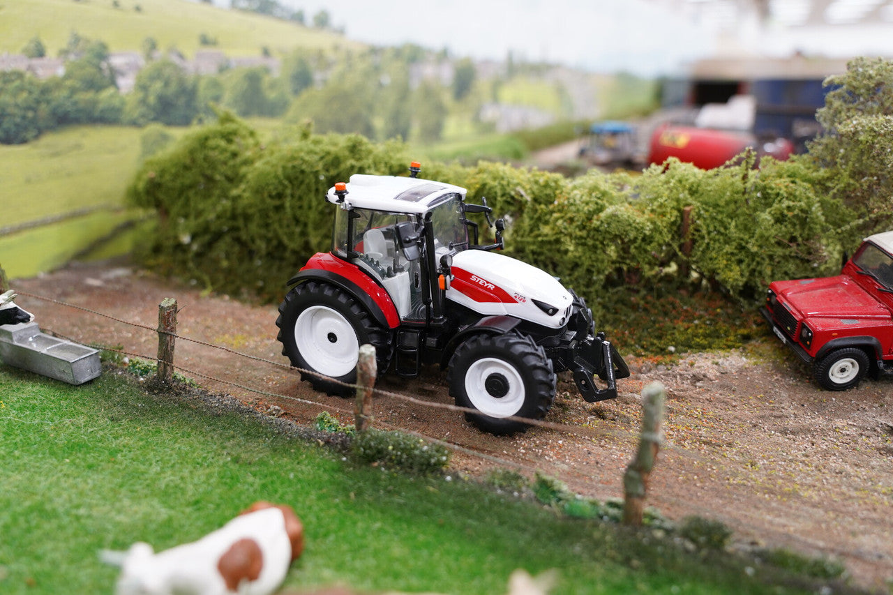Britains 1:32 Scale Steyr Plus 4120