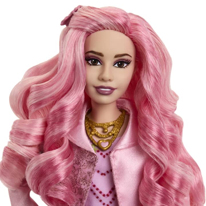 Disney Descendants 4: The Rise Of Red Fashion Doll & Accessory - Bridget, Young Queen Of Hearts