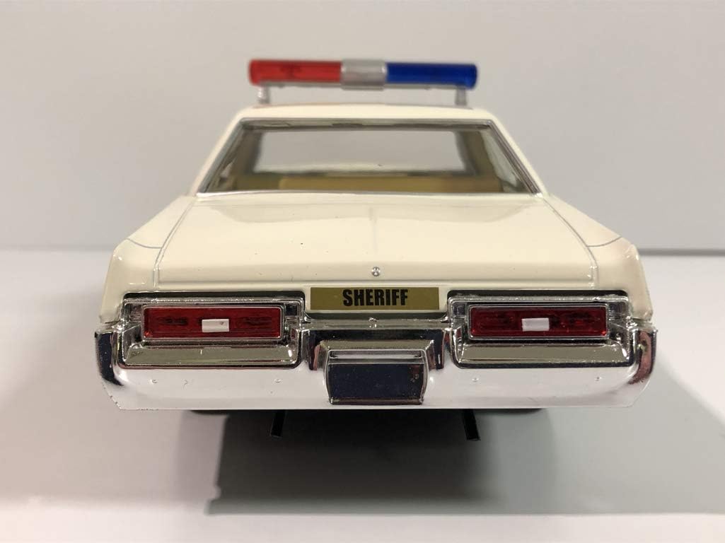 Greenlight 1975 Dodge Monaco County Sheriff 1:24 Scale Die Cast Model