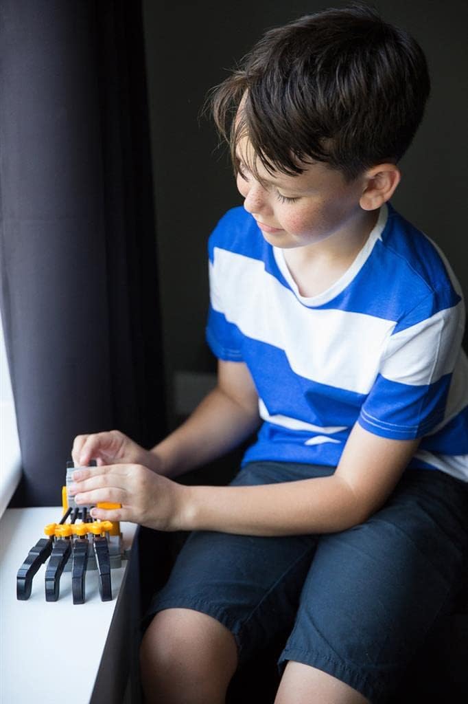 KidzRobotix - Motorised Robot Hand