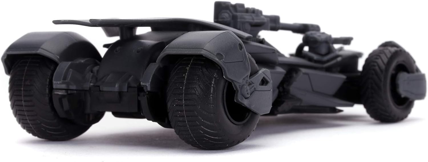 Jada Justice League Batman Batmobile & Figure 1:32 Scale Die Cast Model