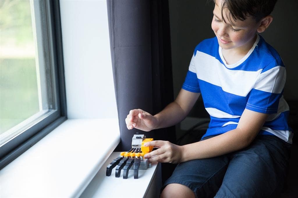 KidzRobotix - Motorised Robot Hand