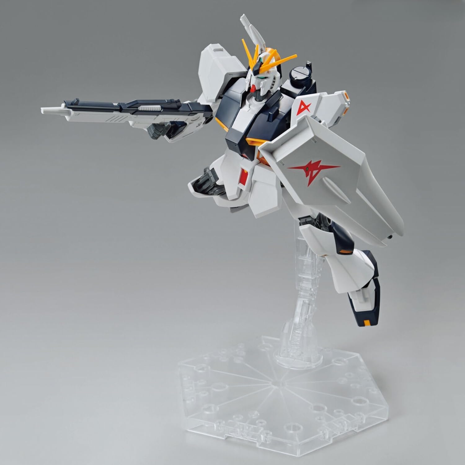 GUNDAM - EG 1/144 v Gundam - Model Kit
