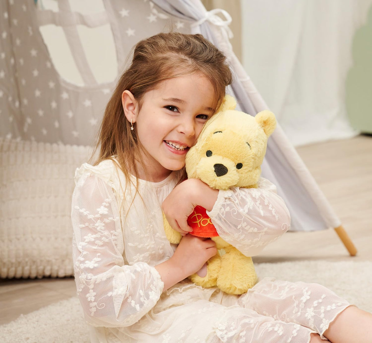 Disney Winnie The Pooh - Pooh 25cm Plush
