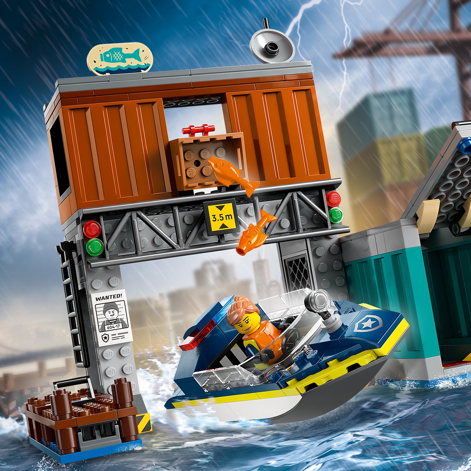 Lego 60417 Police Speedboat & Crooks Hideout Set