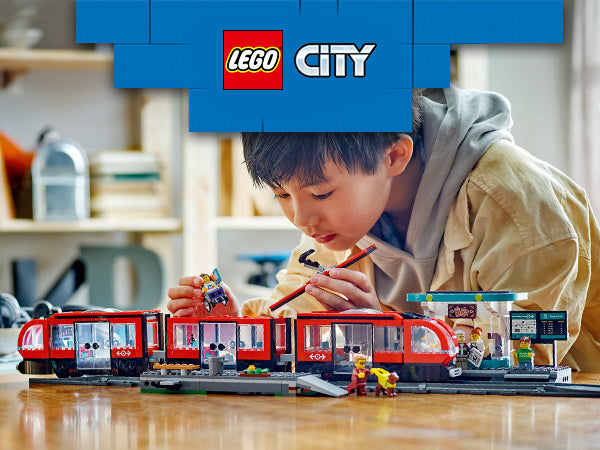 Lego 60423 Downtown Streetcar and Station