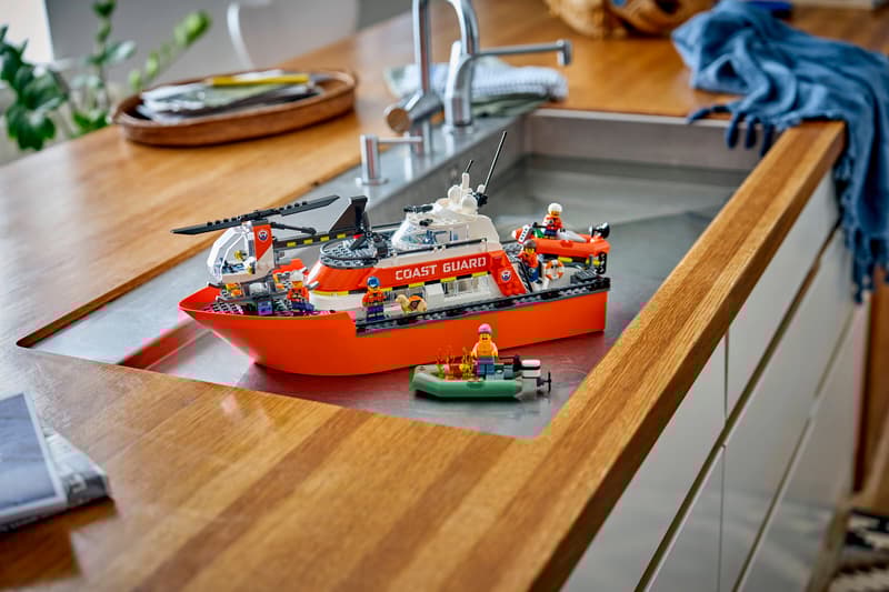 Lego 60504 Coast Guard Rescue Boat & Helicopter