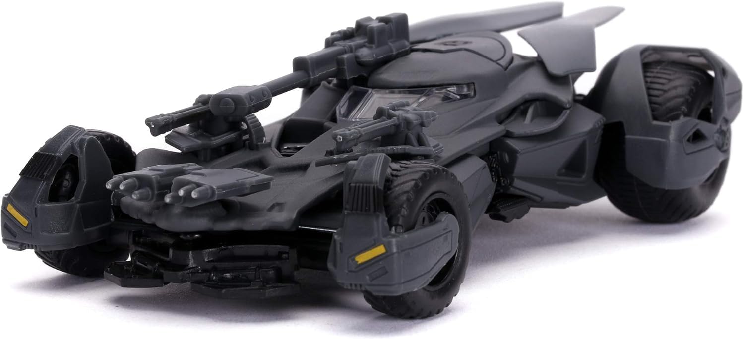 Jada Justice League Batman Batmobile & Figure 1:32 Scale Die Cast Model