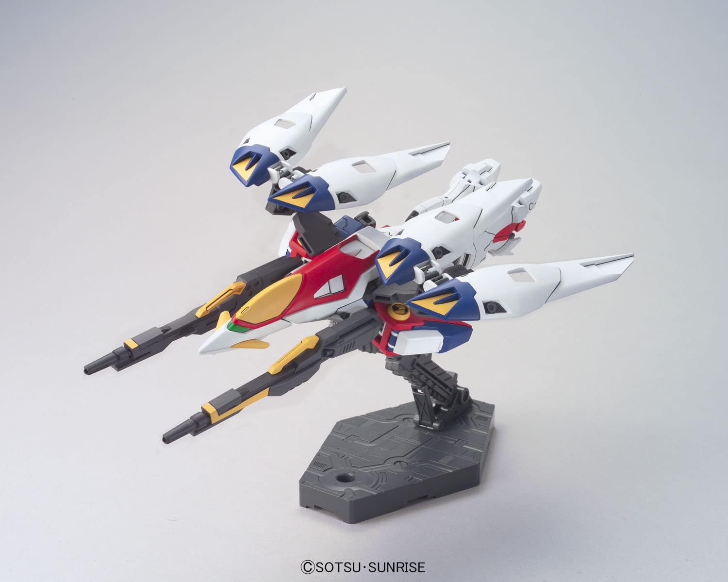 GUNDAM - 1/144 HGAC Wing Gundam Zero - Model Kit