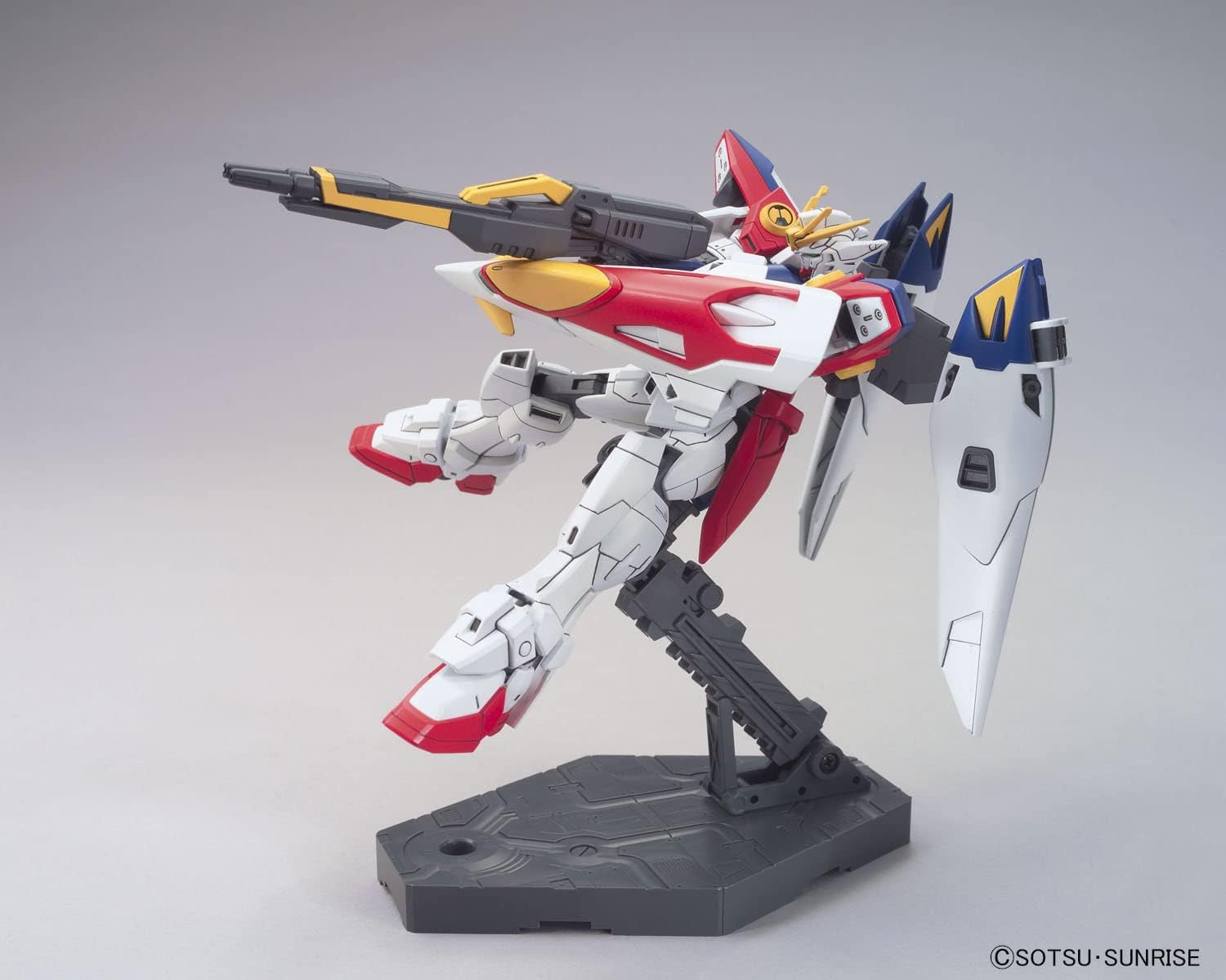 GUNDAM - 1/144 HGAC Wing Gundam Zero - Model Kit