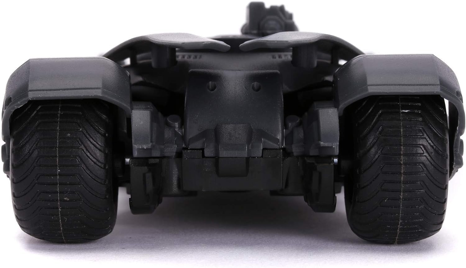Jada Justice League Batman Batmobile & Figure 1:32 Scale Die Cast Model