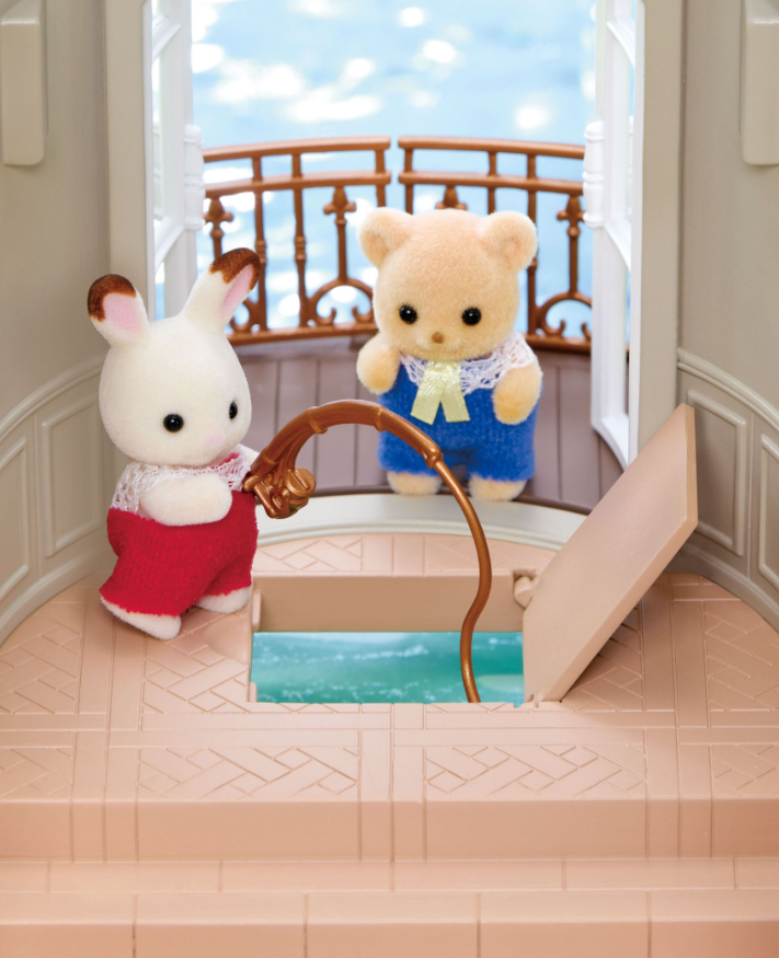 Sylvanian Red Roof Riverside Manor