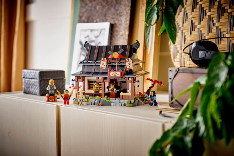 Lego 71858 Four Weapons Blacksmith 15th Anniv