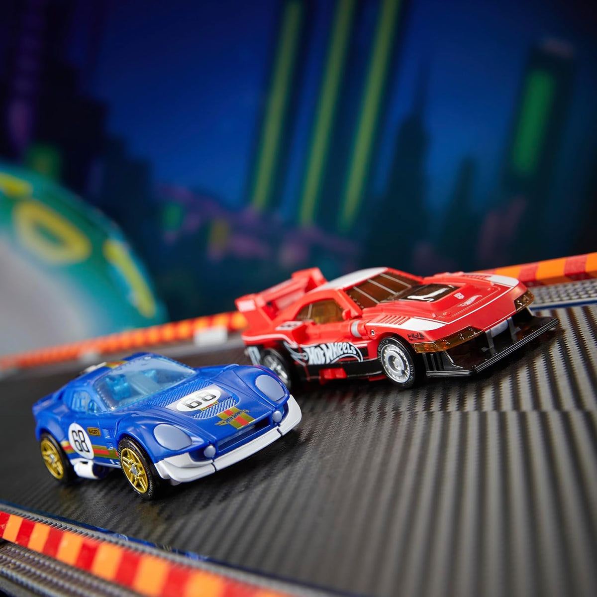Transformers x Hotwheels GT Scorcher Action Figure